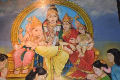 Besuch des Sri Kamadchi Ampal Tempel in Hamm - 