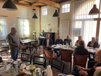 SU-Stammtischs mit Henning Rehbaum am 4.10.2022  - 